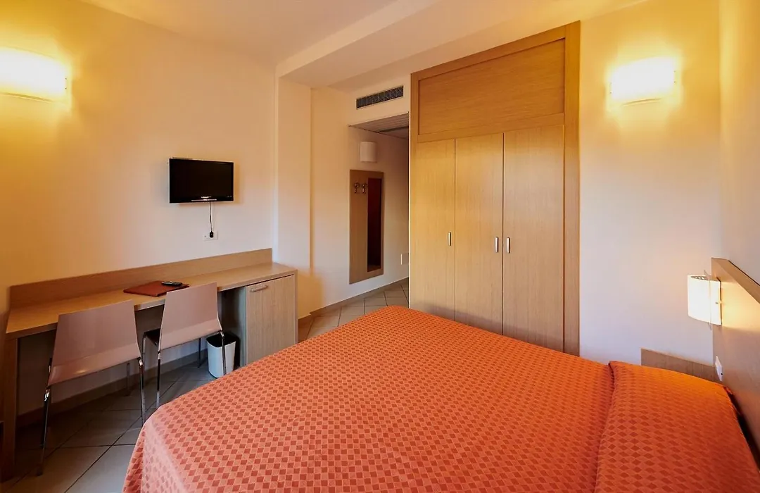 Hotel Bolgheri Marina Resort-1